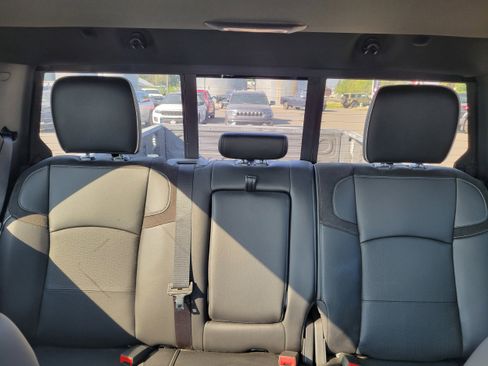 New 2025 RAM 2500 Laramie AWD/4WD image 23