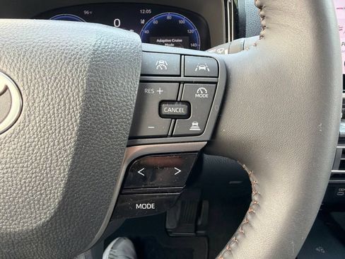 Used 2026 Toyota Camry XLE FWD image 48