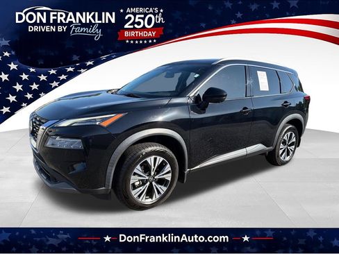 Used 2021 Nissan Rogue SV w/ Premium Package FWD image 1