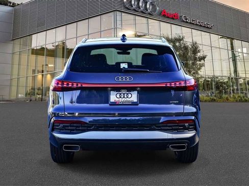 New 2025 Audi Q5 Premium image 3