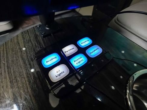 Used 2018 Mercedes-Benz Sprinter 3500 image 59