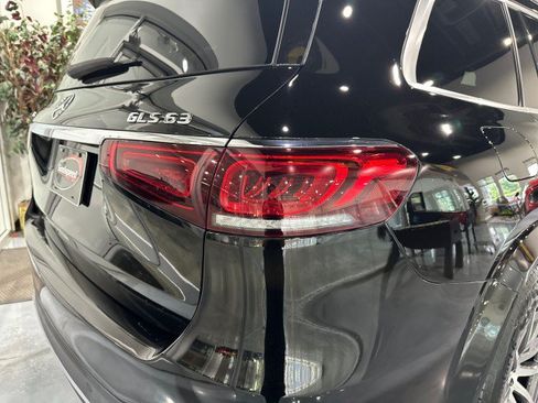 Used 2021 Mercedes-Benz GLS 63 AMG 4MATIC w/ Warmth & Comfort Package image 34