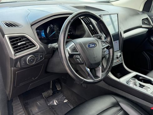 Used 2022 Ford Edge SEL AWD/4WD image 4