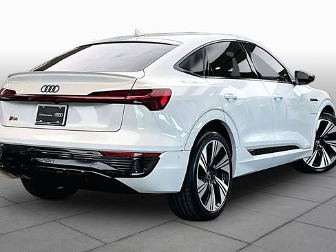 Certified 2024 Audi Q8 e-tron Prestige w/ Prestige Package AWD/4WD image 11