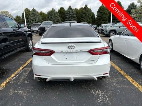 Used 2021 Toyota Camry XSE FWD image 5