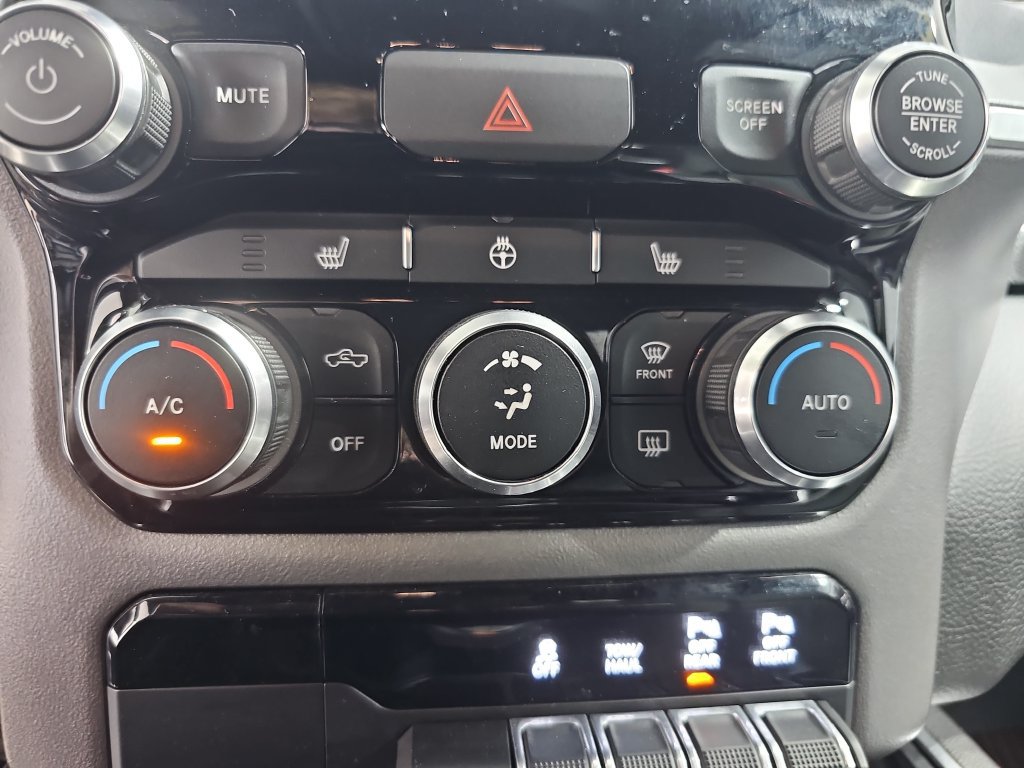Used 2019 RAM 1500 Big Horn AWD/4WD image 27