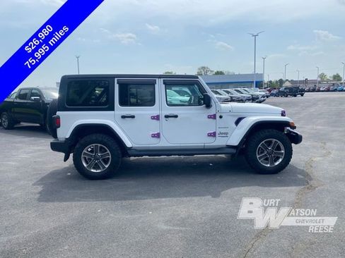 Used 2021 Jeep Wrangler Unlimited Sahara w/ Dual Top Group AWD/4WD image 11