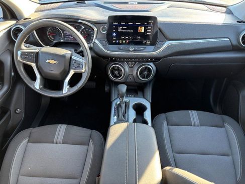 Used 2024 Chevrolet Blazer LT w/ Convenience Package image 11