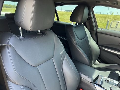 Used 2019 BMW 330i Sedan w/ Convenience Package RWD image 35
