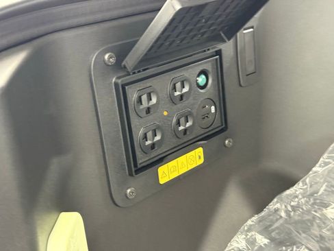 New 2025 Ford F150 Lightning Platinum image 10