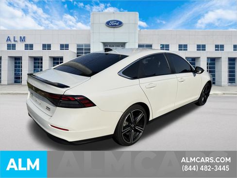 Used 2023 Honda Accord Sport image 5