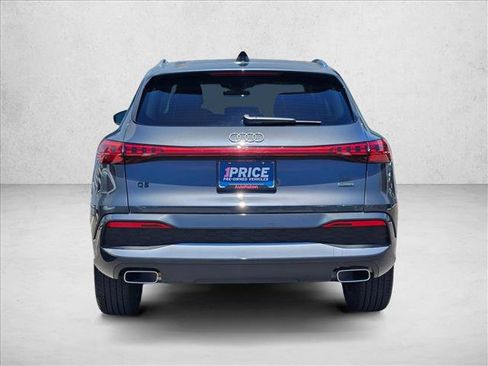 Certified 2025 Audi Q5 Premium w/ Convenience Package AWD/4WD image 7