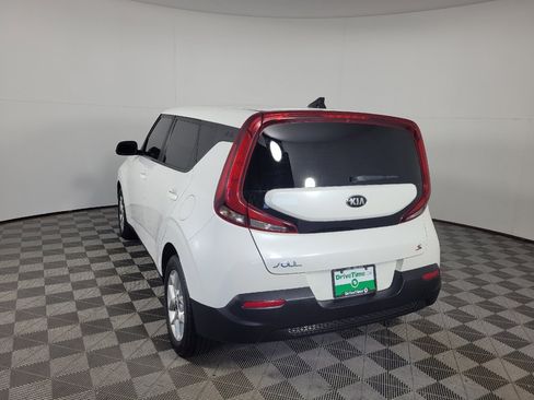Used 2020 Kia Soul S FWD image 5