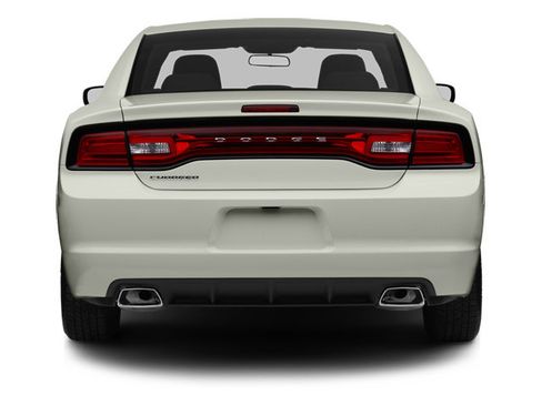 Used 2013 Dodge Charger SE image 8