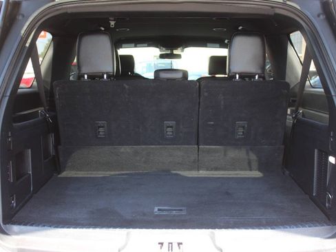 Used 2019 Ford Expedition Max XLT w/ Equipment Group 201A AWD/4WD image 14
