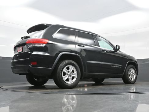 Used 2014 Jeep Grand Cherokee Laredo w/ Quick Order Package 23E AWD/4WD image 28