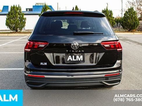 Used 2024 Volkswagen Tiguan S image 11