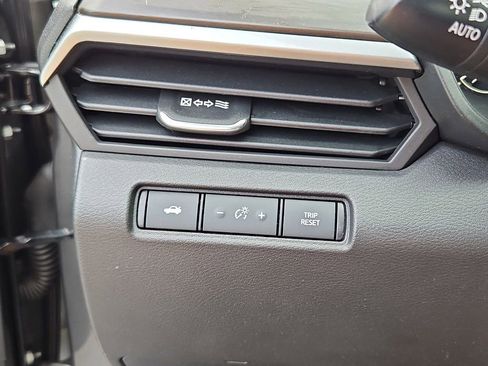 Used 2023 Nissan Altima 2.5 SV image 15