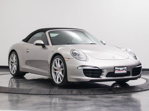 Used 2013 Porsche 911 Carrera S RWD image 8