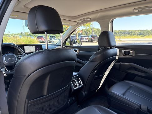 Certified 2023 Kia Sorento X-Line EX AWD/4WD image 17