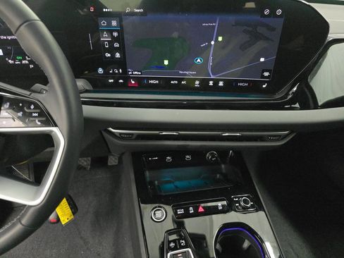 Used 2025 Audi A5 2.0T Premium w/ Convenience Package image 6