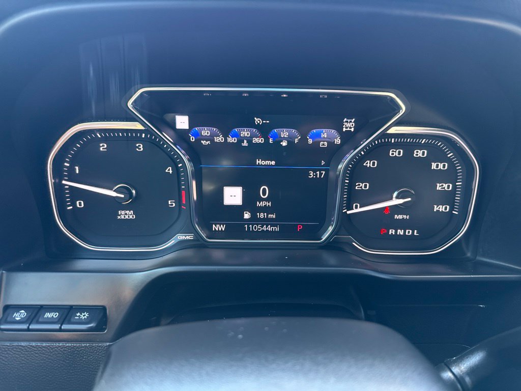 Used 2021 GMC Sierra 2500 AT4 w/ AT4 Premium Plus Package AWD/4WD image 26