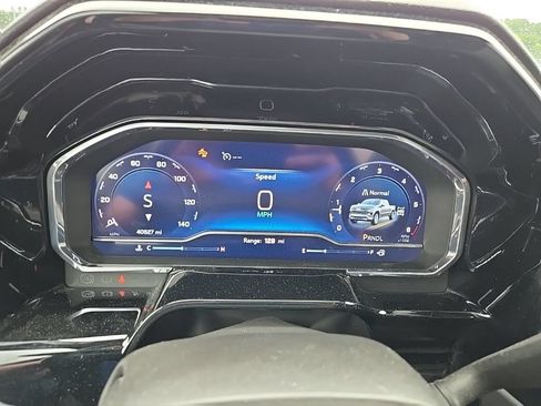 Certified 2024 Chevrolet Silverado 1500 LT AWD/4WD image 21