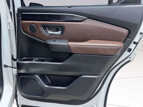 Used 2025 Honda Pilot Elite image 52
