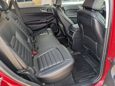 Used 2024 Ford Edge SEL w/ Convenience Package AWD/4WD image 16