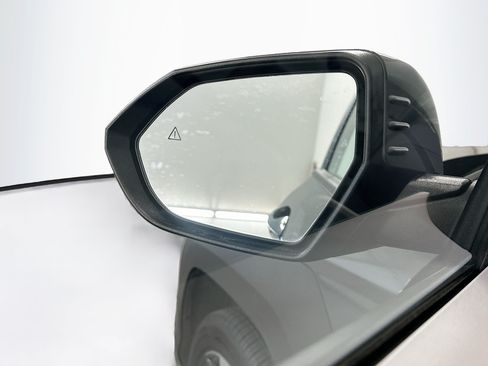 Used 2025 Hyundai Kona SEL AWD/4WD image 16
