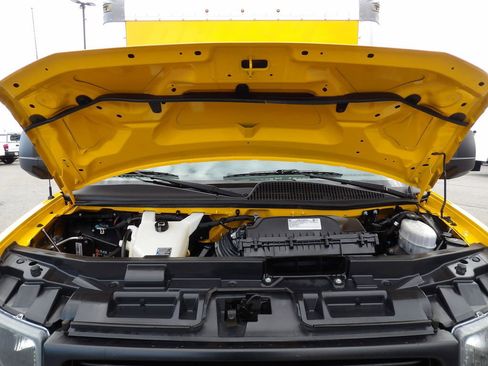 Used 2021 GMC Savana 3500 Extended w/ Power Convenience Package image 31