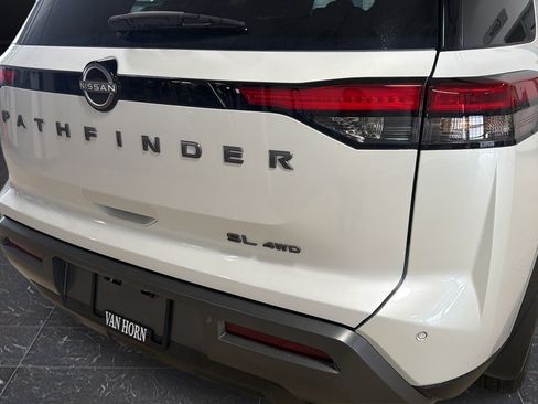 New 2026 Nissan Pathfinder SL AWD/4WD image 34