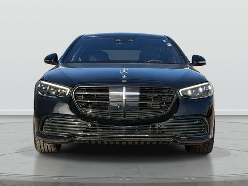 Used 2022 Mercedes-Benz S 500 4MATIC image 2