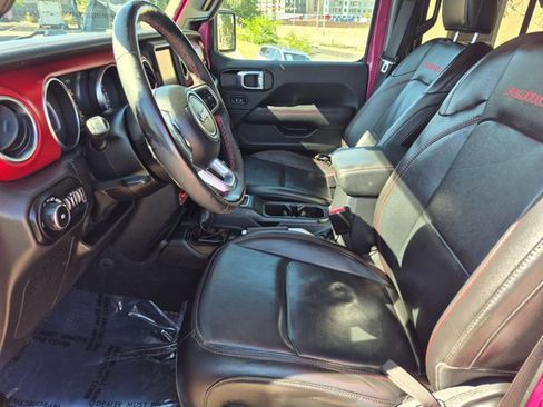 Used 2021 Jeep Wrangler Unlimited Rubicon AWD/4WD image 11