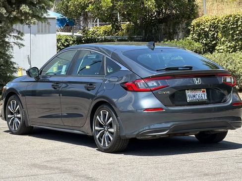 Certified 2023 Honda Civic EX-L image 6