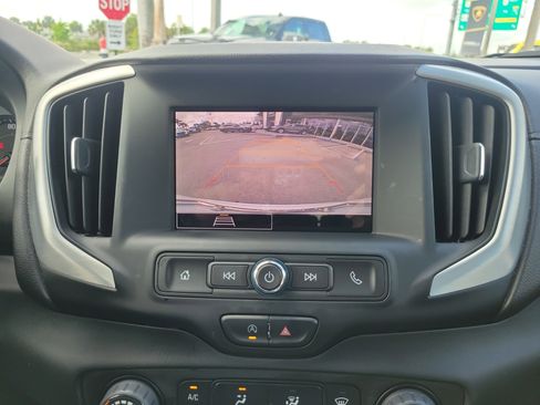 Used 2023 GMC Terrain SLE image 26