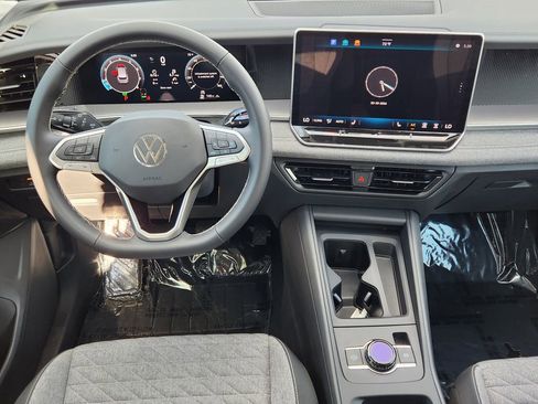 New 2026 Volkswagen Tiguan S AWD/4WD image 3