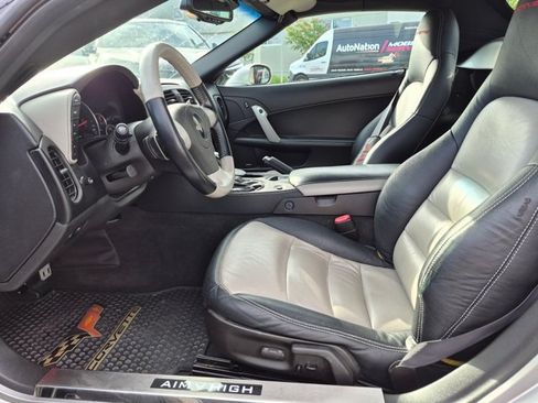 Used 2006 Chevrolet Corvette Convertible w/ Preferred Equipment Group RWD image 12