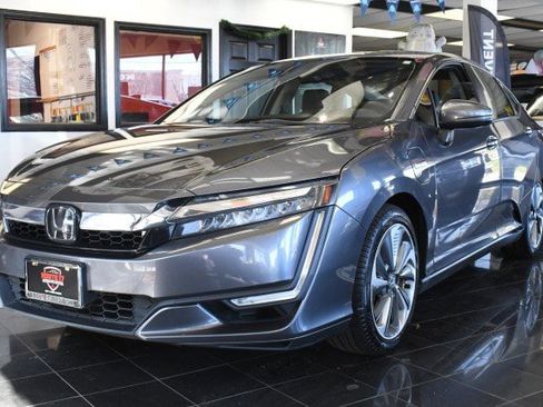 Used 2018 Honda Clarity Plug-In Hybrid image 1