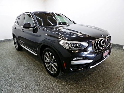 Used 2018 BMW X3 xDrive30i AWD/4WD image 3