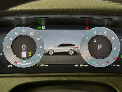 Used 2025 Land Rover Range Rover Velar Dynamic SE image 12