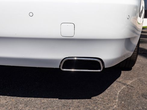 Used 2017 Rolls-Royce Dawn image 33