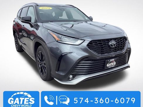 Used 2025 Toyota Highlander XSE AWD/4WD image 1