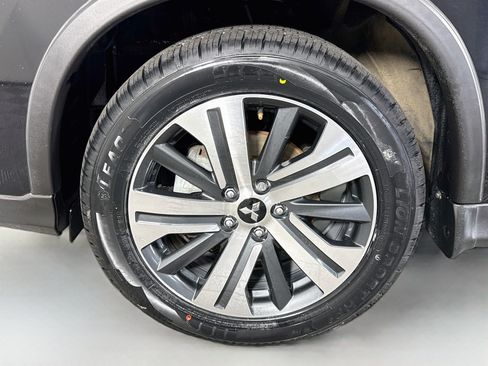 Used 2022 Mitsubishi Outlander Sport SE FWD image 38