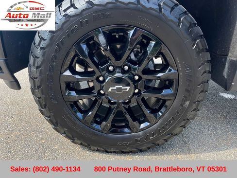 Used 2025 Chevrolet Silverado 3500 LT w/ Trail Boss Package AWD/4WD image 29