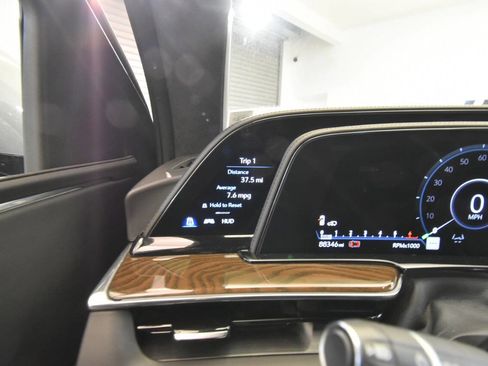 Used 2023 Cadillac Escalade Sport Platinum w/ LPO, ONYX Package AWD/4WD image 44