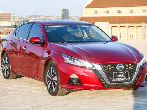 Used 2022 Nissan Altima 2.5 SL image 3