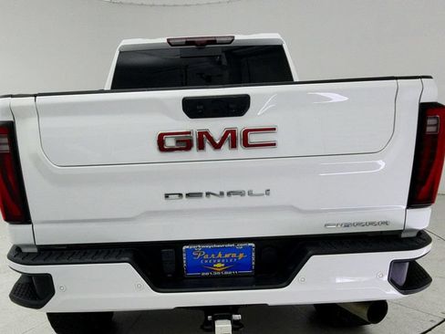 Used 2024 GMC Sierra 2500 Denali w/ Denali Reserve Package AWD/4WD image 7
