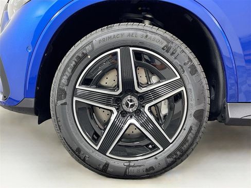 New 2025 Mercedes-Benz GLC 300 4MATIC image 32