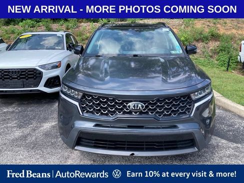Used 2021 Kia Sorento S w/ Panoramic Sunroof Package AWD/4WD image 2